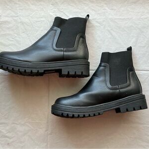 Soda Women Black Ankle Boots